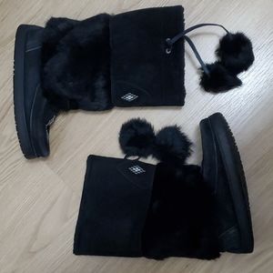 Manitobah Mukluks snowy owl suede black size 7
